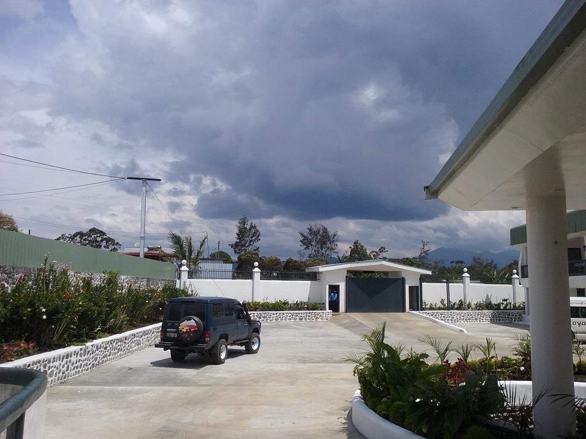 Mcroyal Hotel Mount Hagen Exteriér fotografie